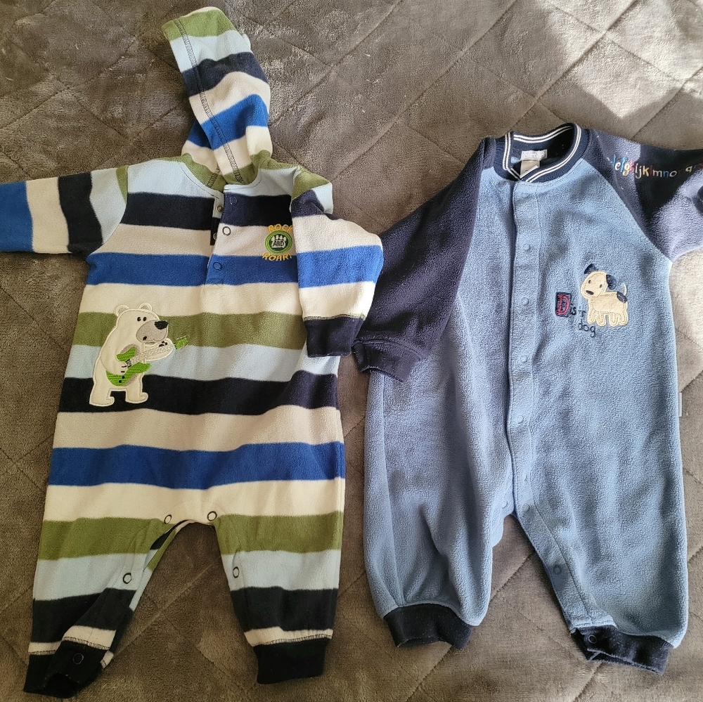 Boys 3 to 6 mo clothes